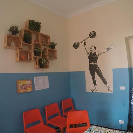 Home Genoa Hostel Eksteriør bilde