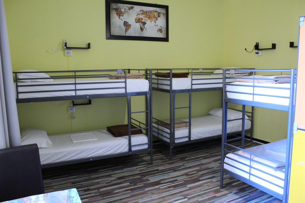 Home Genoa Hostel Eksteriør bilde